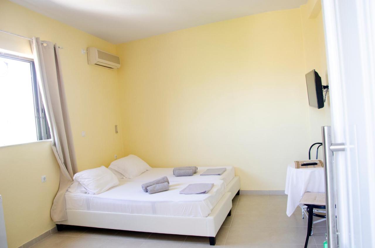 Erato Agios Nikolaos Appartment Buitenkant foto